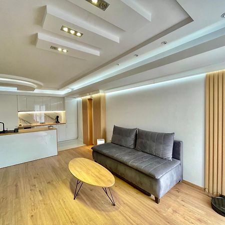 Sea Breeze Apartment Varna Exterior photo